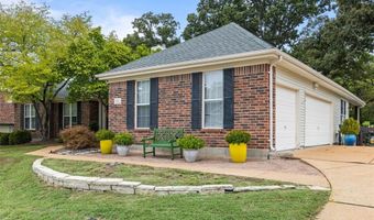 915 Timber Glen Ln, Ballwin, MO 63021