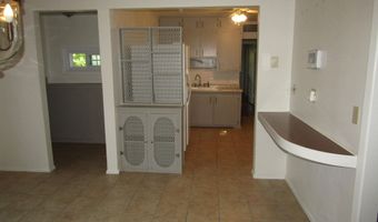917 S 6th St, Artesia, NM 88210
