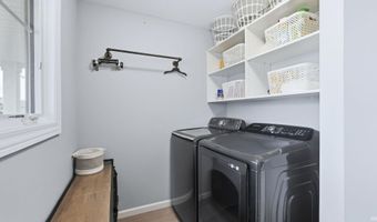 605 Viburnum Creek Run, Avilla, IN 46710