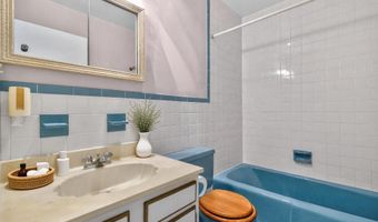 700 N HOLLY Dr, Annapolis, MD 21409