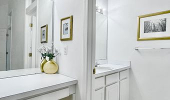 5841 Lafayette Ln, Ann Arbor, MI 48103