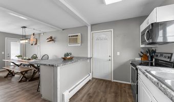 524 Lakeshore Cir, Annandale, MN 55302