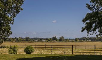 23522 Chaffey Ln, Aurora, OR 97002