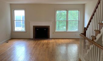 2113 N TAZEWELL Ct, Arlington, VA 22207