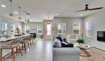 606 WINTERSIDE Dr, Apollo Beach, FL 33572