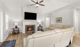 183 Rough Ridge Trl, Aberdeen, NC 28315