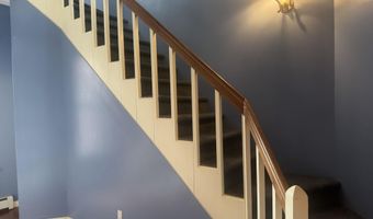 124 Hamilton St, Albany, NY 12207
