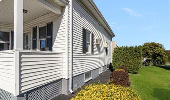82 Clemence St, Cranston, RI 02920