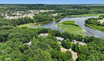 1653 Fairview Dr, Allegan, MI 49010