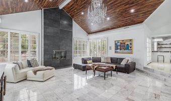 32 Princeville Ln, Las Vegas, NV 89113
