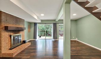 99 BURNING TREE Ln, Reading, PA 19607