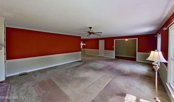 512 Raymond Dr, Arapahoe, NC 28510