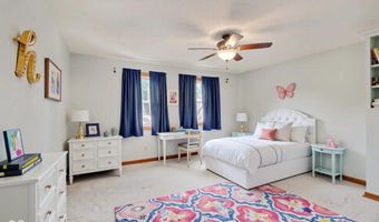 8459 Seattle Slew Ln, Indianapolis, IN 46217