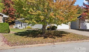 23 Holiday Dr, Arden, NC 28704