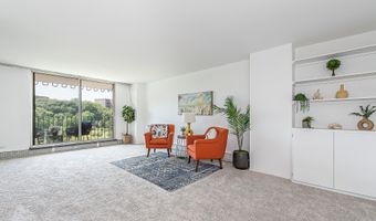 1050 Wall St 8D, Ann Arbor, MI 48105