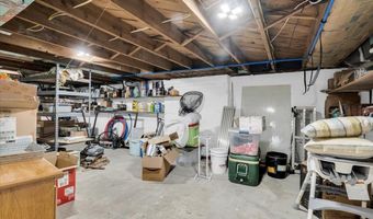 1748 Saint Clair River Dr, Algonac, MI 48001