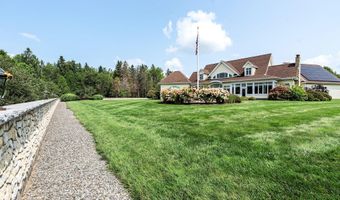 86 Peruvian Way, Bangor, ME 04401