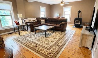 166 Manny Corners Rd, Amsterdam, NY 12010