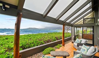 592 Kaimalino St, Kailua, HI 96734