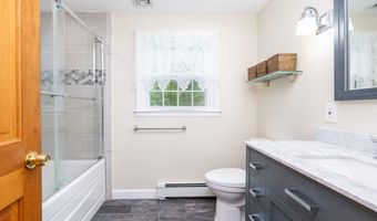 9 Heather Ln, Burlington, CT 06013