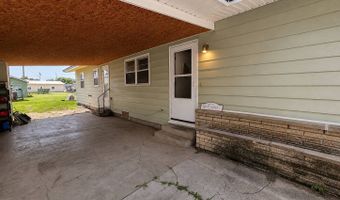 406 S Wells Ave, Altamont, KS 67330