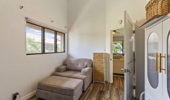 15 KULANIHAKOI St 12E, Kihei, HI 96753