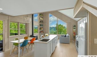 63 Evans Creek Rd, Scaly Mountain, NC 28775