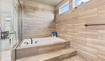 2711 Coyote Dr, Ames, IA 50014