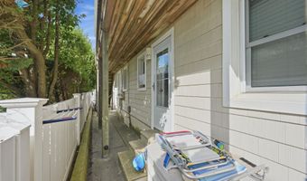 29 E 28TH St, Avalon, NJ 08202