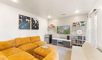 21071 MOSSY GLEN Ter, Ashburn, VA 20147