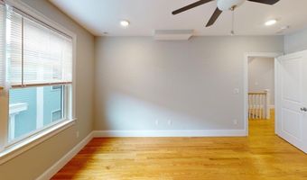 45 Spring St 17, Boston, MA 02132