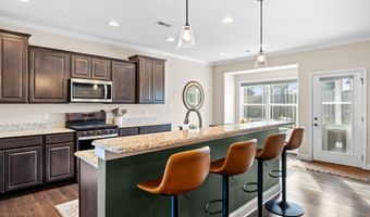 1029 Aspen Glen Dr, Alcoa, TN 37701