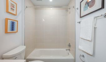 2310 4TH St NE 22, Washington, DC 20002