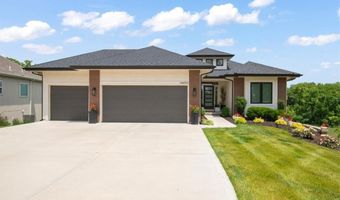 14450 Aurora Ln, Basehor, KS 66007