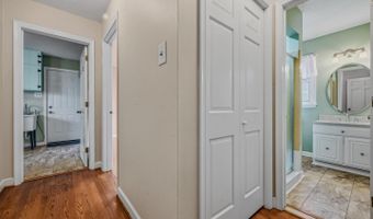 844 SUMMERSET Dr, Hockessin, DE 19707
