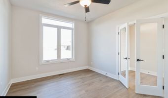 504 NE 59th St, Ankeny, IA 50021