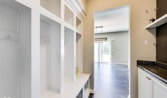 10407 Deercrest Ln, Indianapolis, IN 46239