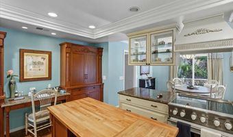 2927 Circle Dr, Escondido, CA 92029