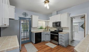 606 N Roseville St, Altus, AR 72821