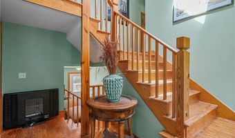 94 S Shore Rd, Burrillville, RI 02859