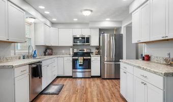 5944 N Olivia Dr, Alexandria, IN 46001