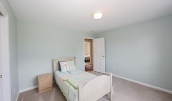 4 Jennifer Ln, Amherst, NH 03031