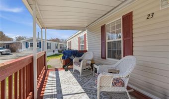 27 Woodward Rd, Lincoln, RI 02865