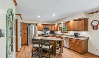 1014 NE Trilein Dr, Ankeny, IA 50021