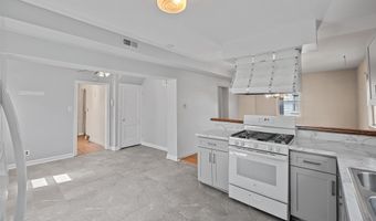 4052 MARTIN LUTHER KING JR Ave SW, Washington, DC 20032