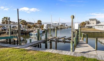 215 E Ft Macon Rd, Atlantic Beach, NC 28512