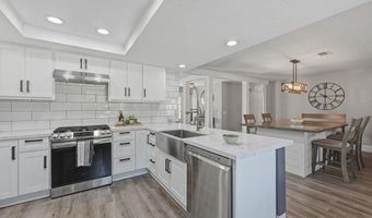 929 Pepper Tree Ln, Fallbrook, CA 92028