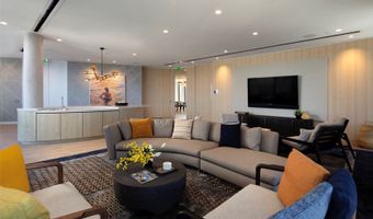 987 Queen St 701, Honolulu, HI 96814