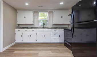 519 State Highway Jj, Aurora, MO 65605