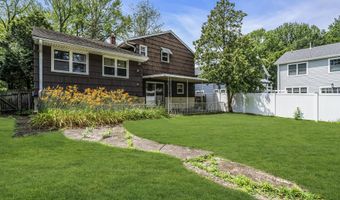 103 Hallberg Ave, Bergenfield, NJ 07621